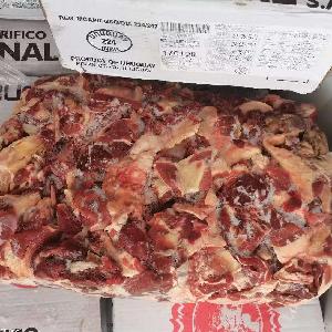 冷冻正关进口牛肉乌拉圭224碎肉80比例